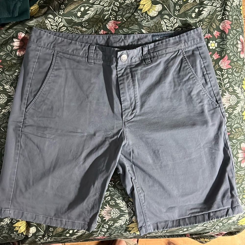EUC Bonobos shorts
